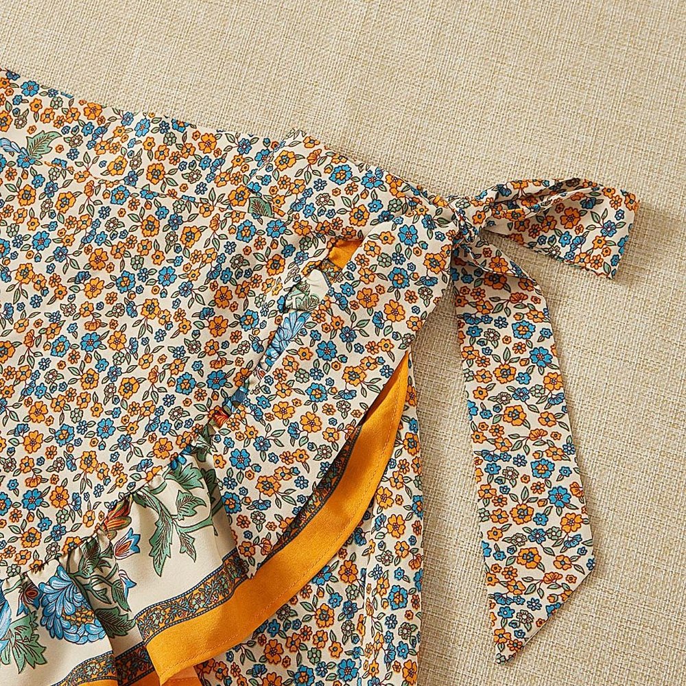 New 2pc set Rib Knit Cami Crop Top & Ditsy Floral Print Wrap Hem Skirt Set - Picture 2 of 5